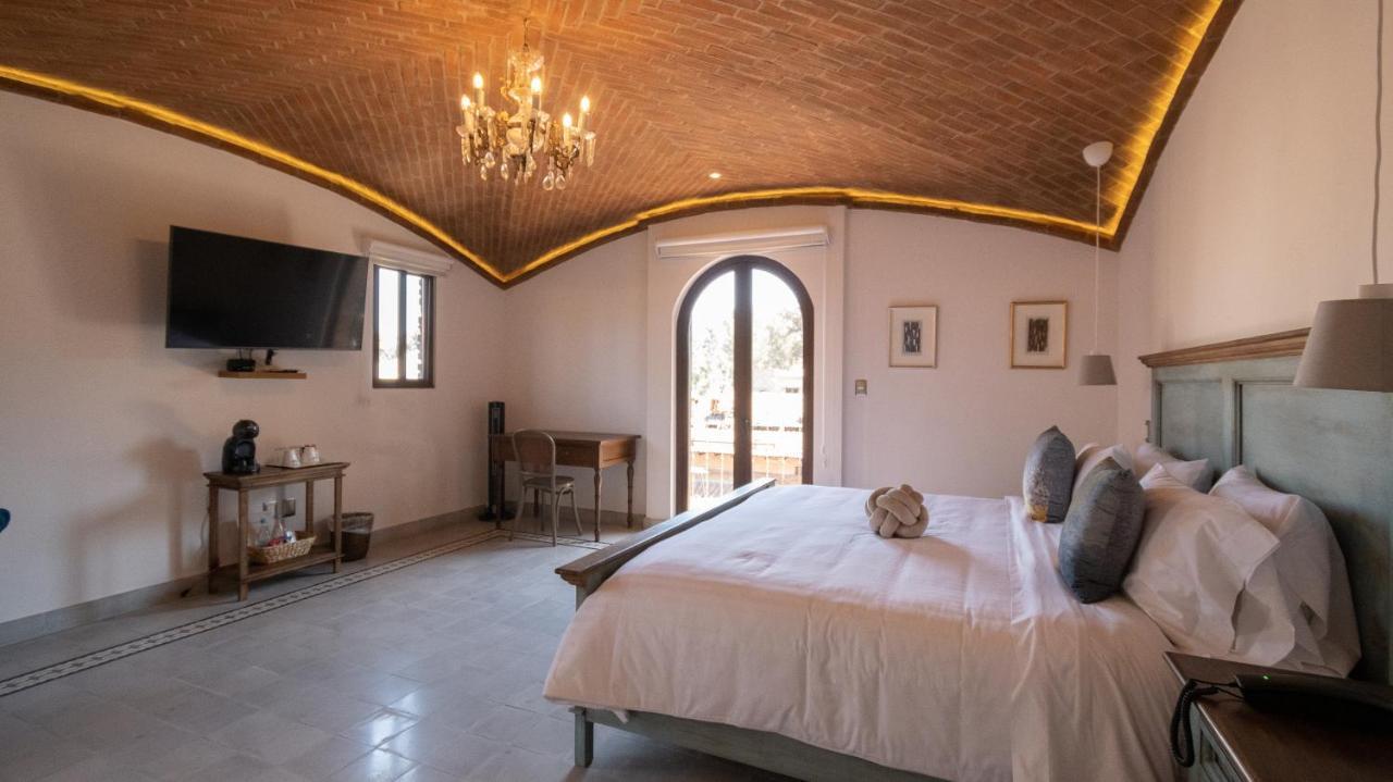 Villa Toscana Valquirico Lofts & Suites Hotel Boutique Santeagueda Exteriör bild