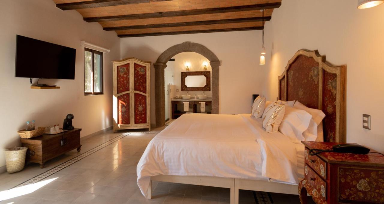 Villa Toscana Valquirico Lofts & Suites Hotel Boutique Santeagueda Exteriör bild